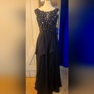 Elegant Navy Blue Evening Gown